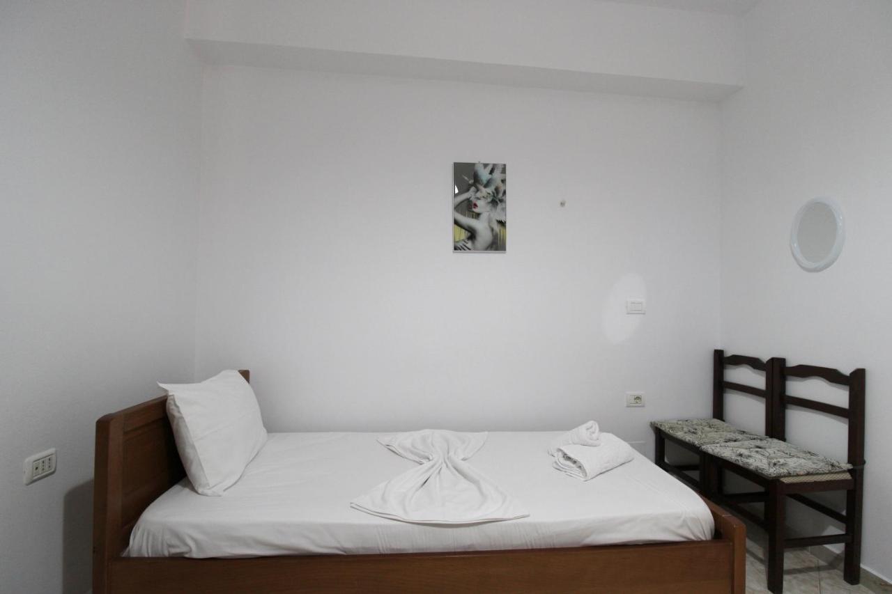 Vila Bilali Apartment คซามิล ภายนอก รูปภาพ