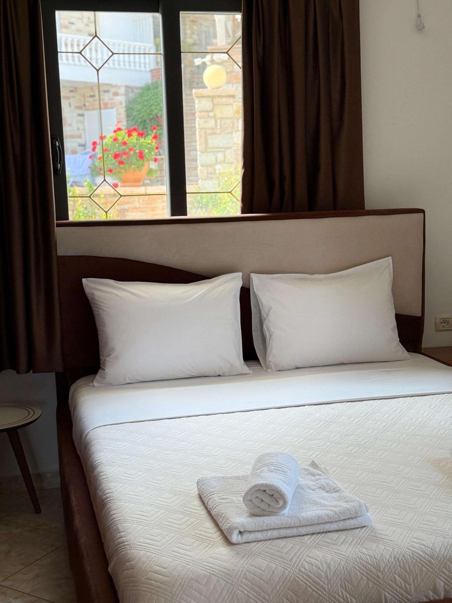 Vila Bilali Apartment คซามิล ภายนอก รูปภาพ