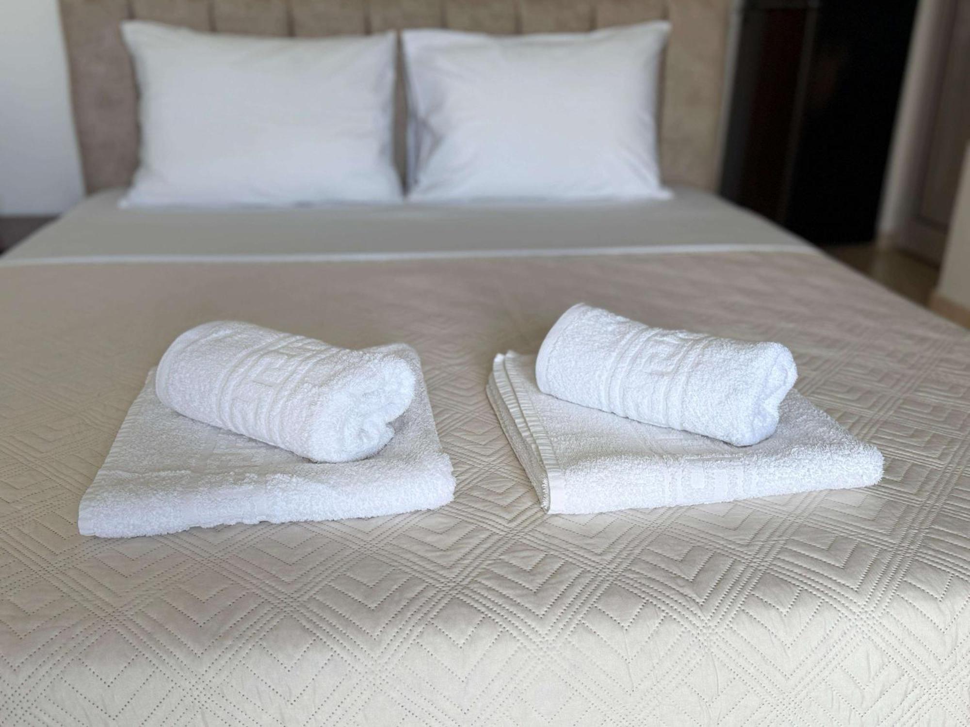 Vila Bilali Apartment คซามิล ภายนอก รูปภาพ